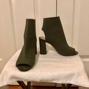 SOLD! Aldo green sock heels size 7